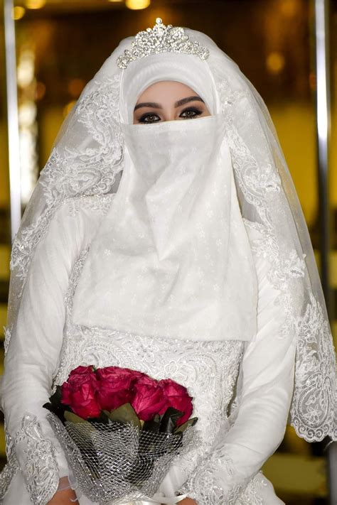 Bride Niqab Wedding Dress
