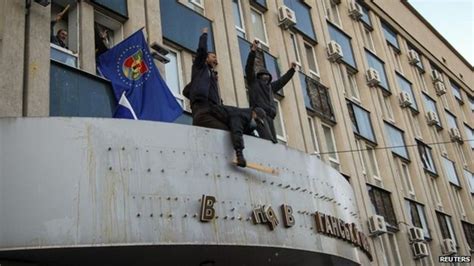 Ukraine Pro Russians Storm Offices In Donetsk Luhansk Kharkiv Bbc News