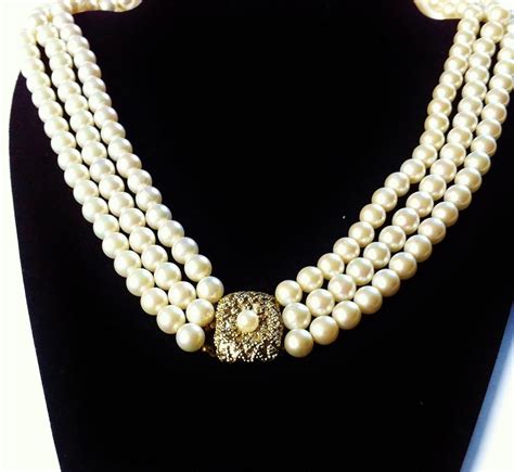 Faux Pearl Necklace Triple Strand Vintage By Prettyshinythings U