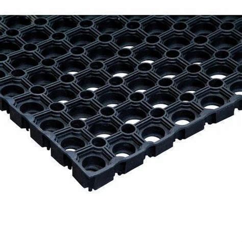 rubber hollow mat mat size 60 cm x 40 cm 22 mm at rs 90 piece in kottayam id 18987437330