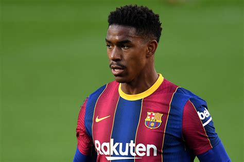 That's already trincao, junior and matheus out, we could also see umtiti and pjanic out soon too plus bielsa will work his magic and he'll be playing some amazing football soon. Calciomercato | Junior Firpo nel mirino di Milan e Napoli ...