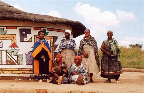 10 Facts About Ndebele Art Patterns