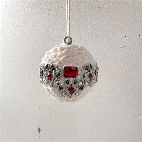 Christmas Ornaments Made From Old Jewelry Rustic Crafts And Diy