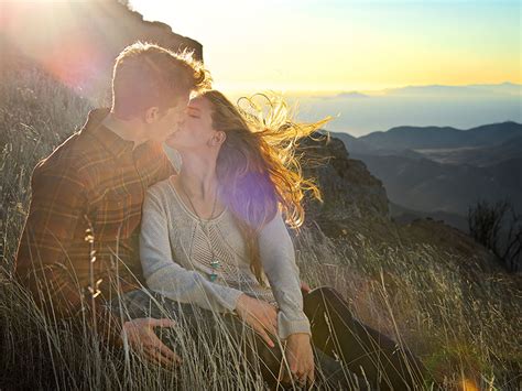 8 signs you re in love how to really know it s real