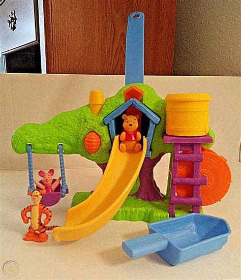 Disney Winnie The Pooh Splash N Bubble Treehouse Bath Toy Water Play