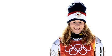 Her birthday, what she did before fame, her family life, fun trivia facts, popularity rankings, and more. Ester Ledecka, l'atleta del giorno alle Olimpiadi ...