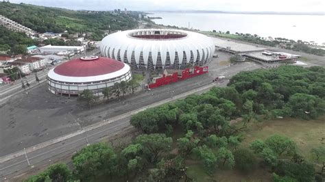 Ubicada en la confluencia de cinto ríos, es un centro industrial de primera línea. Porto Alegre - Parque Marinha do Brasil - Pós Vendaval ...