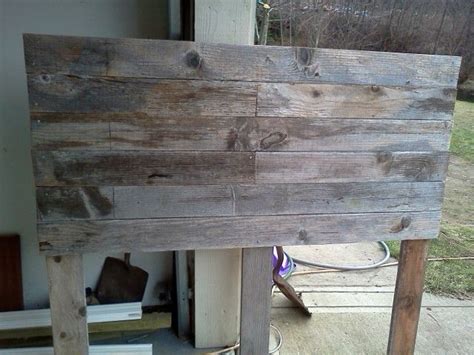 You can use it to create a stunning headboard that is as cheap to make as it is easy. barn board headboard | Barn board headboard, Barnwood ...