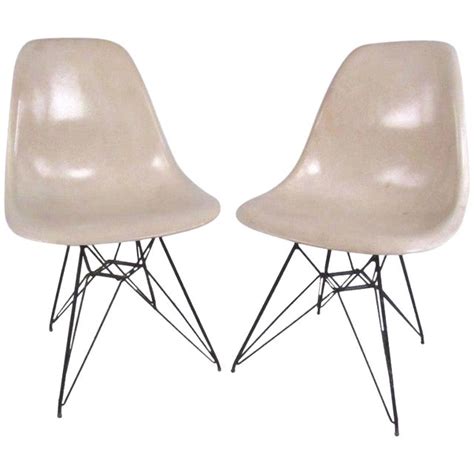 Pick up in santa clarita. Vintage Charles Eames Eiffel Tower Fiberglass Side Chairs ...