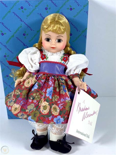 35~ Nib Madame Alexander Doll 8 International Austria 110539 3871558236