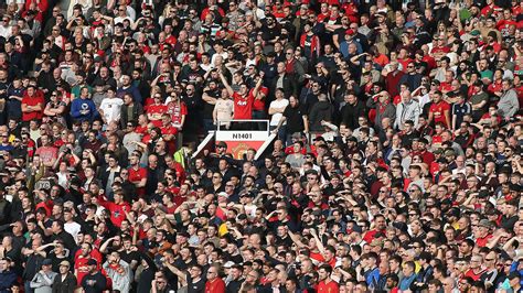 Old Trafford crowd became United's fourth substitution ...