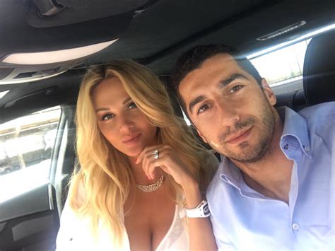 russia world cup 2018 ambassador victoria lopyreva thanks mkhitaryan for ‘warm welcome in