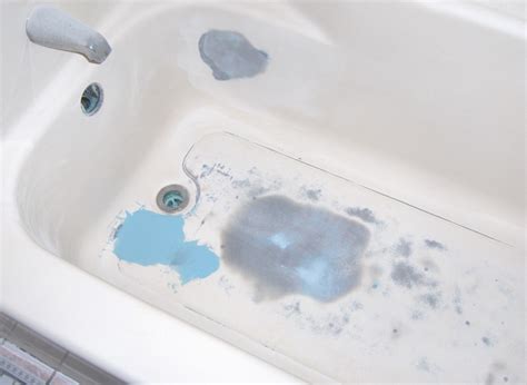 Our fiberglass bathtub had a couple chips and a hole in the fiberglass. Bathtub Repair and Tile Repairs | Resurface Specialist