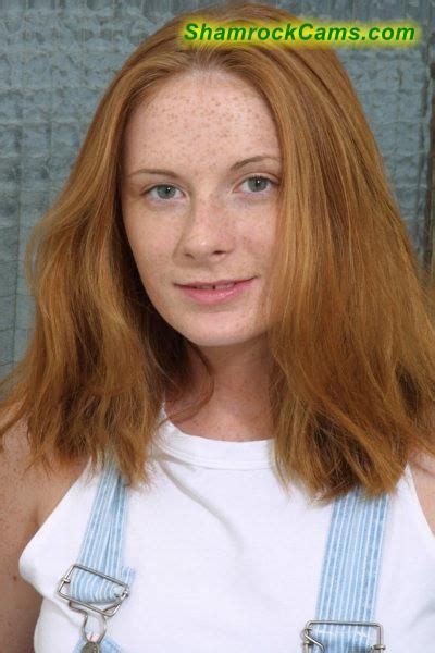 Freckles Beauty Freckled Red Freckles Women With Freckles Redheads