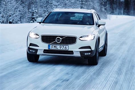 2017 Volvo V90 Cross Country T6 Awd First Drive Review V90 Is Latest