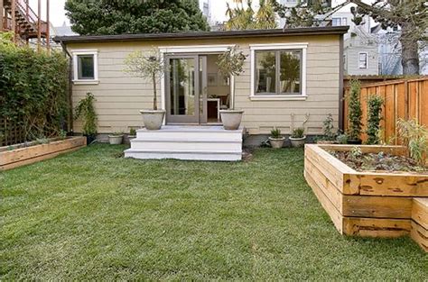 This house has a living room, large eat in kitchen, family room with a patio door leading to a beautiful fenced backyard. 12 Beautiful Granny Pod Ideas That Will Improve the Backyard