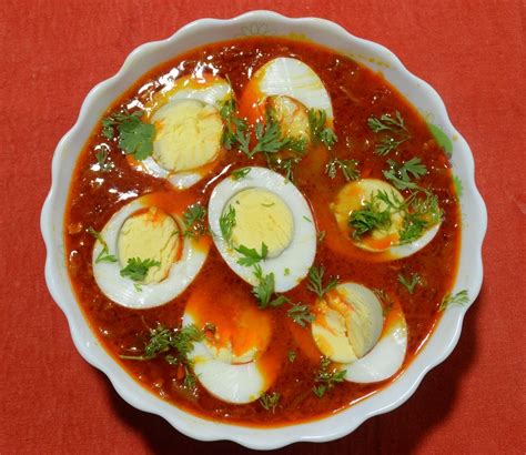 Eggs are a really versatile food that you can use as the main ingredient or use as a background ingredient and get lots of different flavors and types of foods. Classic Recipe of Egg Curry Tastes Great with Steamed Rice ...