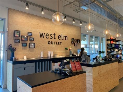 West Elm Outlet: My Secret To Mind-Blowing Savings On Furniture ...