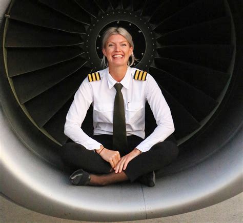Maria Pettersson: Airline pilot based in Sicily - Pilot Career News ...
