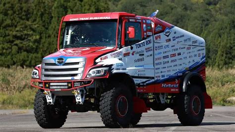 Hino Dakar Truck Is An Off Road Monster With 1693 Lb Ft Of Torque