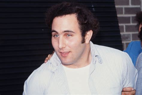 Based on the authorized transcription of the tapes, official documents, and diaries of david berkowitz by lawrence klausner | jul 31, 2017 4.2 out of 5 stars 39 Who Is The 'Son Of Sam' David Berkowitz In Netflix's ...