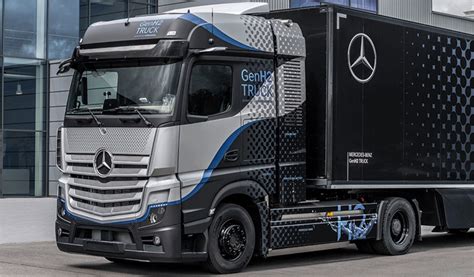 The Mercedes Benz Genh Truck Is Powered By Hydrogen Based Fuel Cells