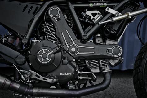 L Twin Engine Ducati Scrambler 800cc