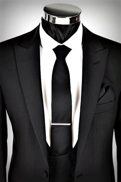 Black Tie Vs White Tie Understanding Formalities Well Dressed Men