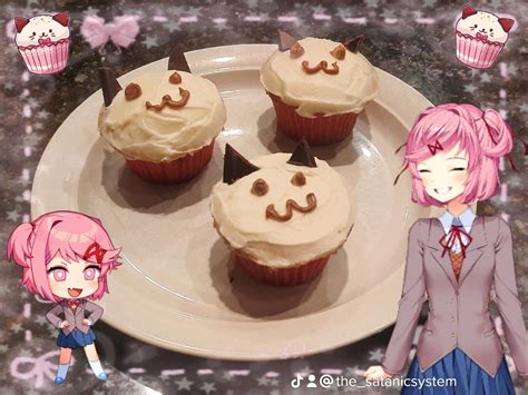 Natsuki Ddlc Cupcakes💞 In 2023 Literature Club Cupcakes
