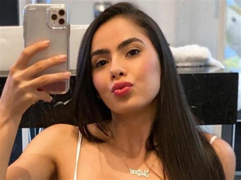 Juliana Bonde avalia nude de famoso que recebeu em seu Instagram Observatório dos Famosos