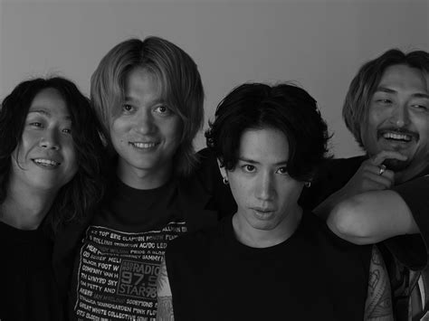 ONE OK ROCK - Premonition World Tour Front Of The Line by American