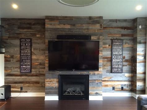 Reclaimed Weathered Wood Accent Walls In Living Room Wood Accent