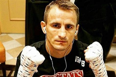 Американец девин хейни одержал победу над венесуэльцем хорхе линаресом и защитил титул чемпиона в легком весе по версии. Петр Петров может побороться за титул чемпиона мира WBO