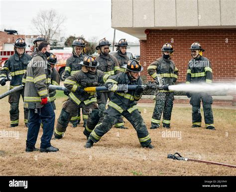Firefighter Hose Us Hi Res Stock Photography And Images Alamy