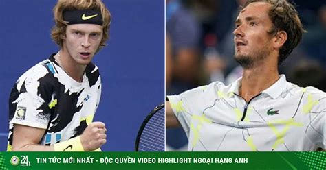Trực tiếp tennis Rublev - Medvedev: Set 3 chóng vánh ...