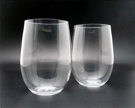 Unbreakable Polycarbonate And Eastman Tritan™ Copolyester Drinkware Glasses For Swimming Pool