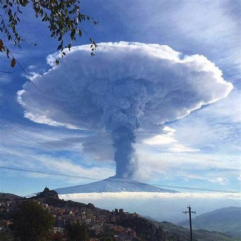 Europe's largest and most active volcano rumbled with tremors, spewed ash, and spit lava into the sicilian night. Spectacular Photos Of Mount Etna's Eruption: Fire And Light In The Sky Over Sicily ...