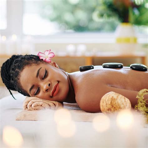 Ultimate Relaxation Hot Stone Massage And Eyebrow Wax Nuuna Experiences