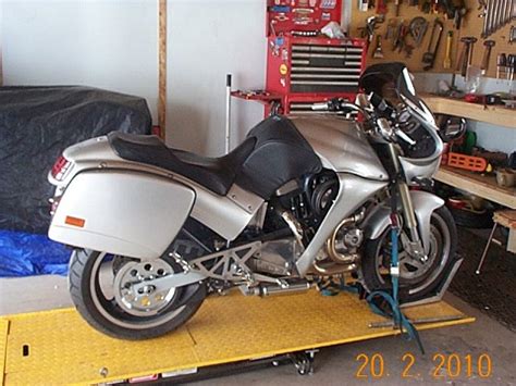 It came time for me to change my wheels. Buell Forum: PM wheels On an S2T..????? Optional in 1996???