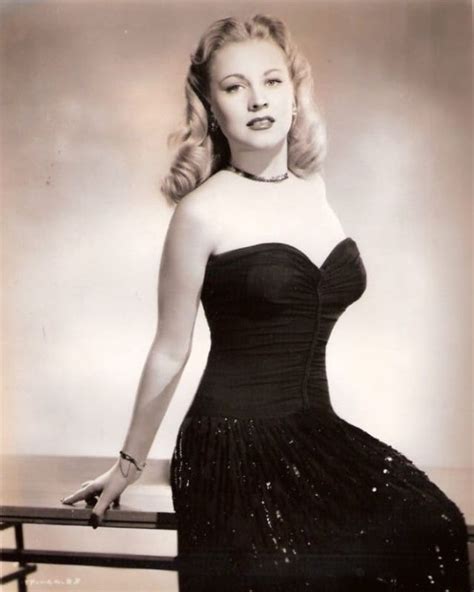 35 Gorgeous Photos Of Anne Jeffreys In The 1940s And 50s ~ Vintage Everyday
