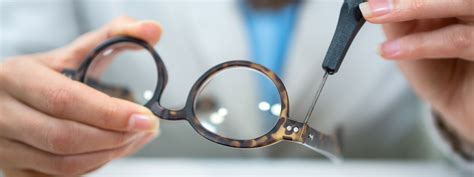 Adjusting Your Glasses Glasses Direct™