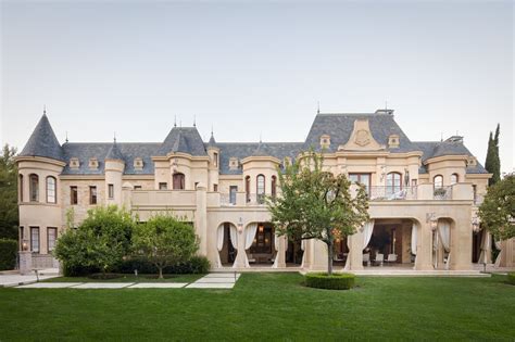 Inside The 45 Million California Mansion With A Moat And Private Spa