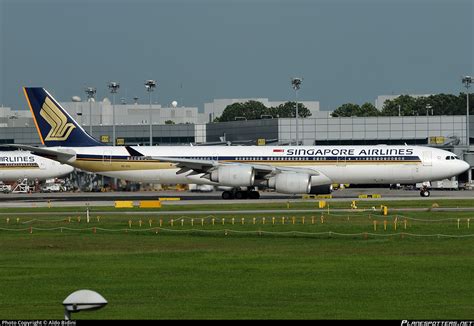 9v Sge Singapore Airlines Airbus A340 541 Photo By Aldo Bidini Id