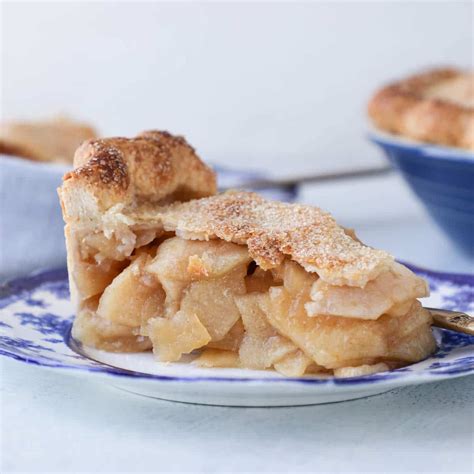 Mile High Apple Pie Chef Lindsey Farr