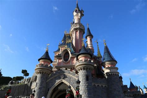 Top 10 Attractions At Disneyland Paris Discover Walks Blog