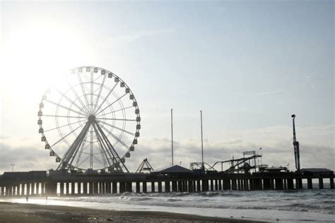 New Jersey Shore Ferris Wheel Stock Photos Pictures And Royalty Free