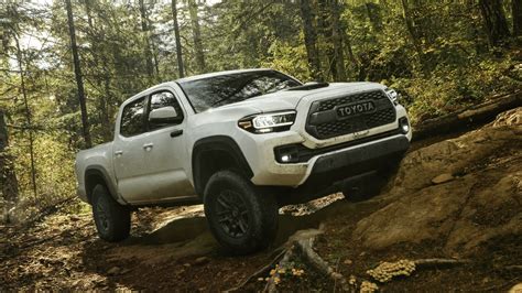 30k Truck Buying Guide Colorado Vs Ranger Vs Frontier Vs Tacoma Vs