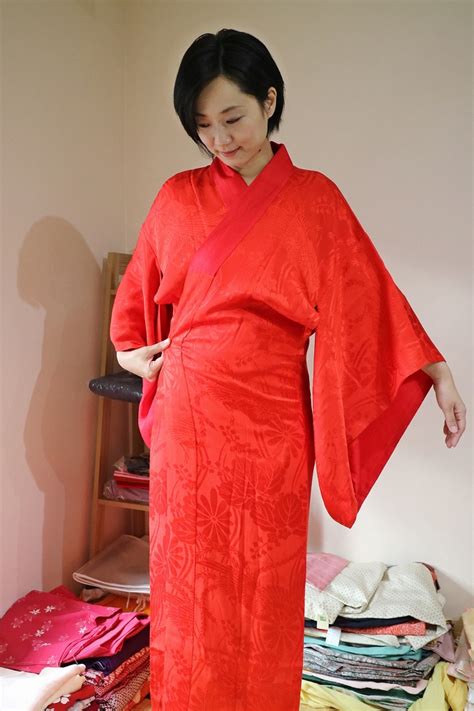 真っ赤な長襦袢に胸キュンキュン♪ 東京・大塚 カジュアル着物＆浴衣「きもの屋ゆめこもん」