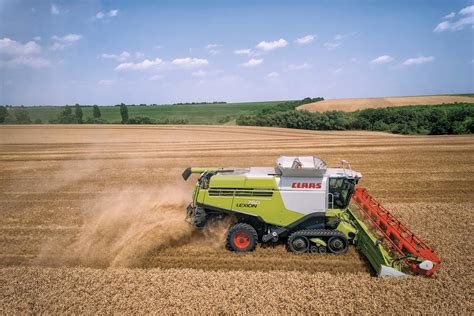 Claas Launches New Lexion Combine For Harvest 2016