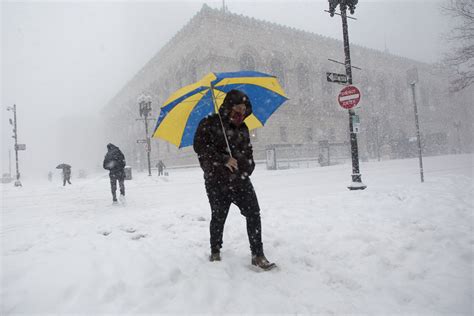Blizzard Lashes Boston With Snow | WBUR News